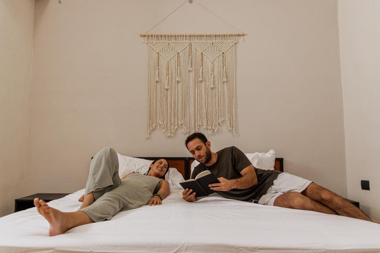Caleta Hostel Rooftop & Pool 칸쿤 외부 사진