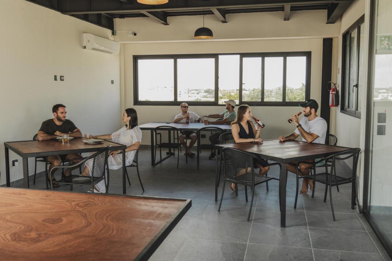Caleta Hostel Rooftop & Pool 칸쿤 외부 사진
