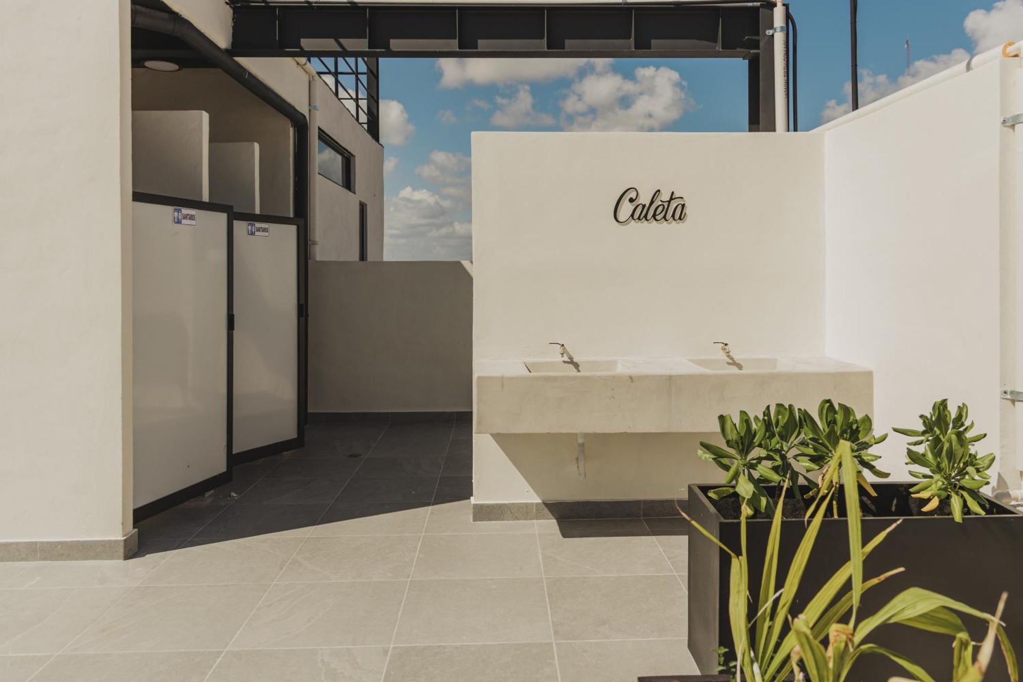 Caleta Hostel Rooftop & Pool 칸쿤 외부 사진